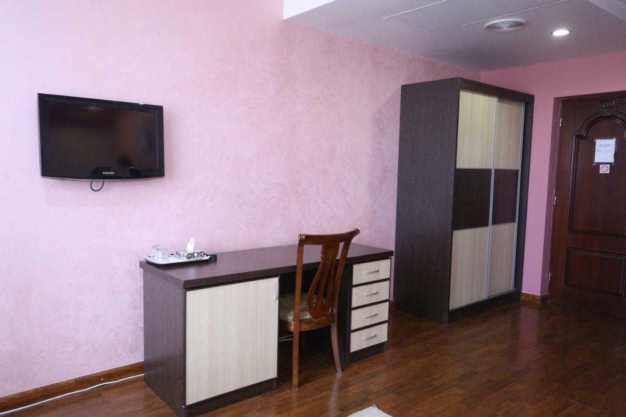 Vanatur Hotel Gyumri Exterior foto
